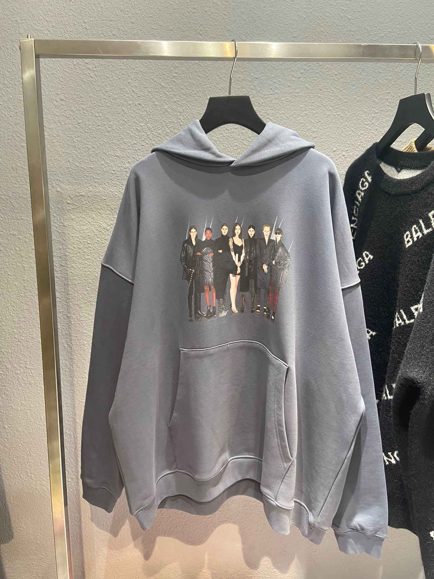 Fashion Sweatshirts Women Men's hooded jacket Students casual fleece tops clothes Unisex Hoodies coat T-Shirts wnt2
Fashion Sweatshirts Women Men's hooded jacket Students casual fleece tops clothes Unisex Hoodies coat T-Shirts wnt2