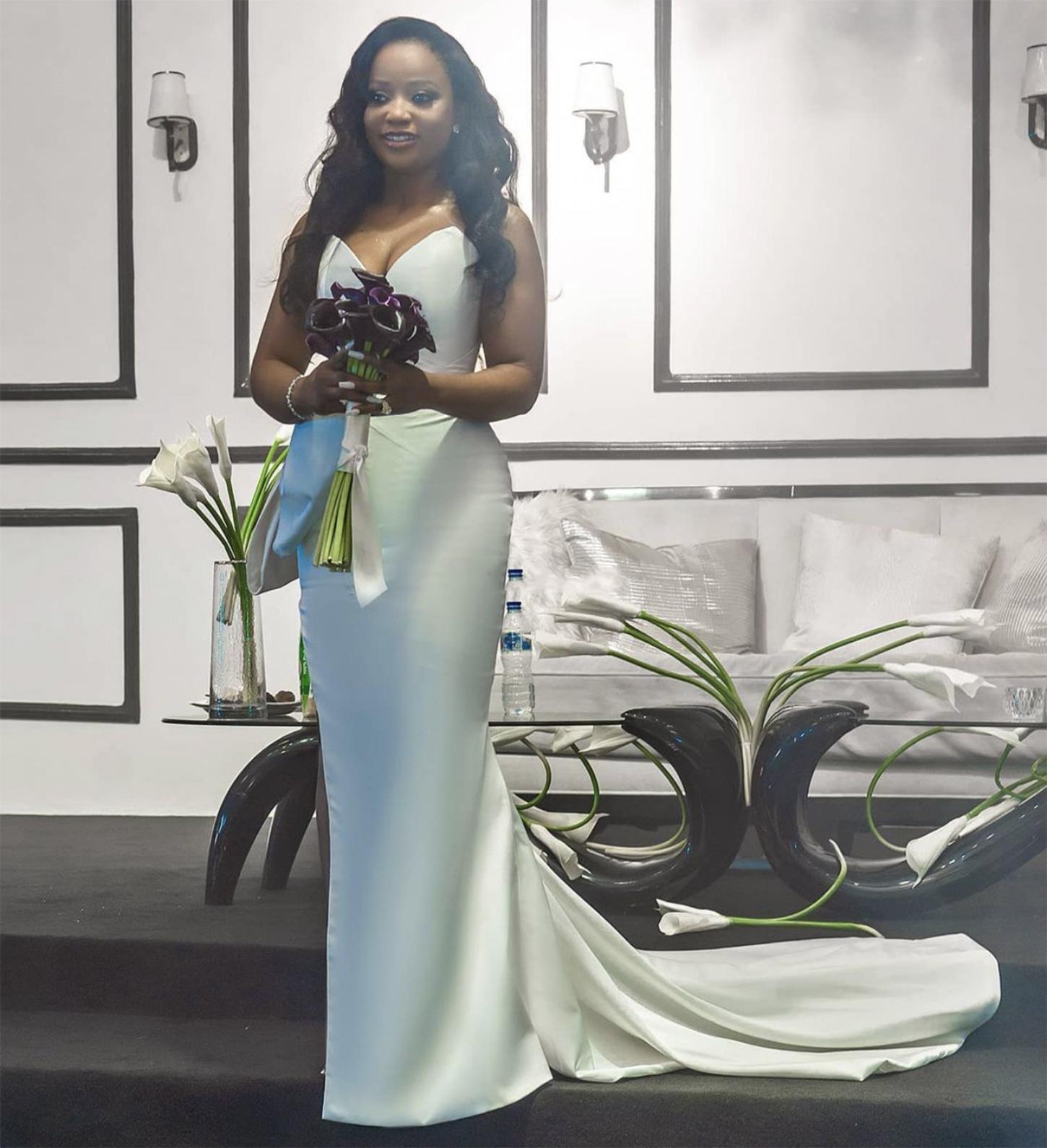 Designer Mermaid Dresses Big Bow Side Slit Sweep Train Satin Sweetheart Neckline Custom Made African Wedding Gown Vestido De Novia 403