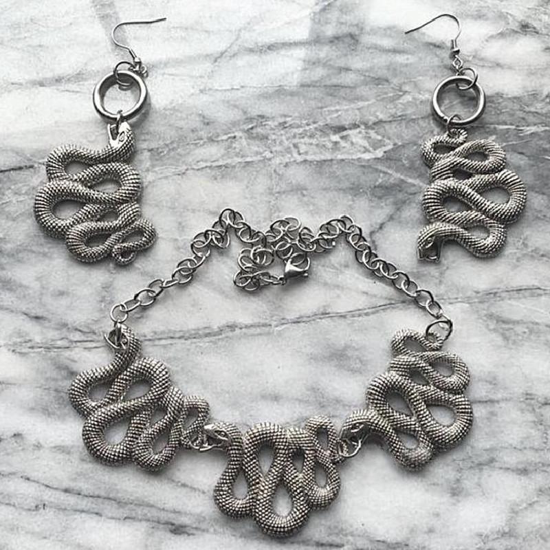 Dangle & Chandelier Goth Snake Earrings Gift Set Drop Gothic Statement Charm Punk Crappy Party Jewelry Women Fashion 2021 Earring Trend
Dangle & Chandelier Goth Snake Earrings Gift Set Drop Gothic Statement Charm Punk Crappy Party Jewelry Women Fashion 2021 Earring Trend