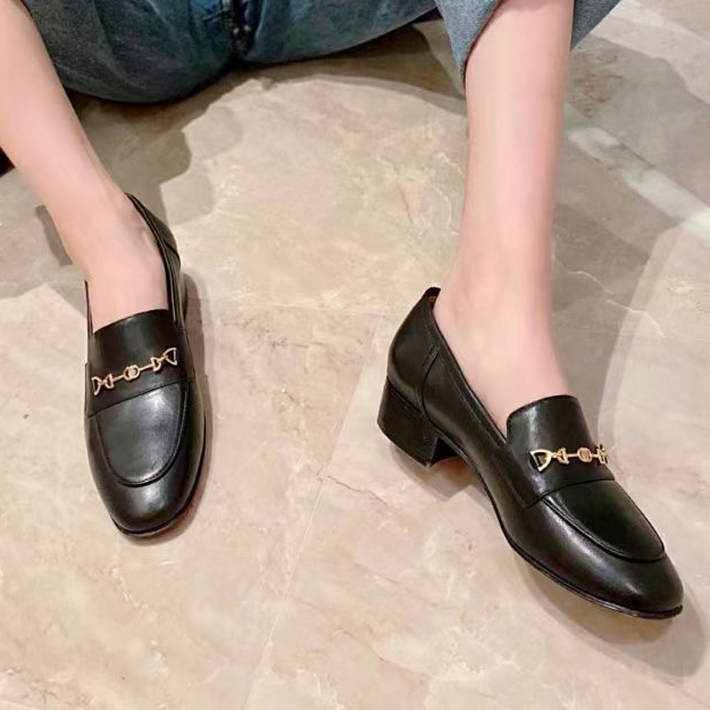New Designer Womens shoes Genuine Leather loafers with horsenbit women slip on Flats many styles Size EUR35-41, White
New Designer Womens shoes Genuine Leather loafers with horsenbit women slip on Flats many styles Size EUR35-41, White