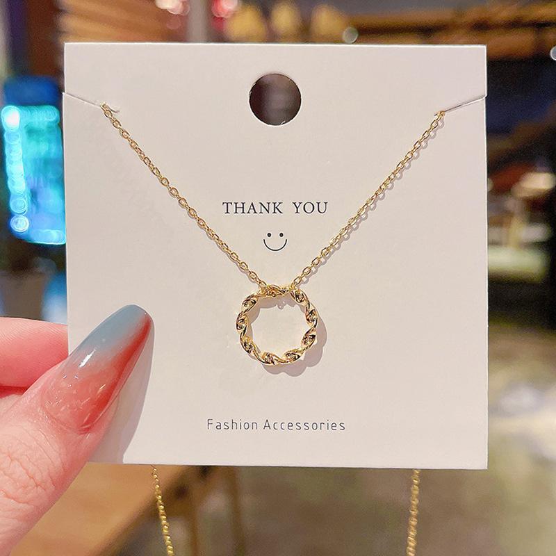 Pendant Necklaces U-Magical Minimalist Gold Color Metallic Twist Rope Necklace For Women Fashion Hollow Out Jewellery Pendientes, Silver
Pendant Necklaces U-Magical Minimalist Gold Color Metallic Twist Rope Necklace For Women Fashion Hollow Out Jewellery Pendientes, Silver