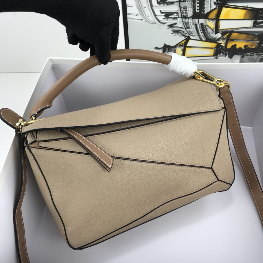 Fashion Women Handbag Saddle Designer Ladies Shoulder Bags Youth Flap Sweet Wind Genuine Leather Crossbody Bag L0152
Fashion Women Handbag Saddle Designer Ladies Shoulder Bags Youth Flap Sweet Wind Genuine Leather Crossbody Bag L0152