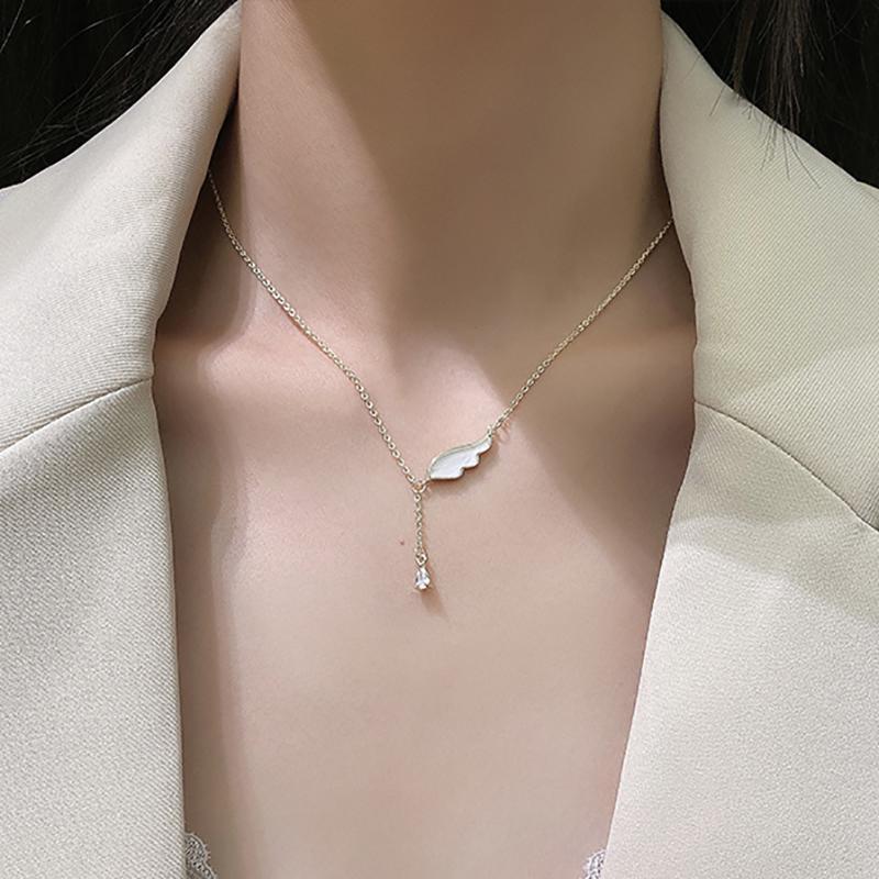 Chokers Tassel Necklace Female Light Luxury Minority Advanced Design Jewelry Temperament Valentine's Day Gift For Girlfriend
Chokers Tassel Necklace Female Light Luxury Minority Advanced Design Jewelry Temperament Valentine's Day Gift For Girlfriend