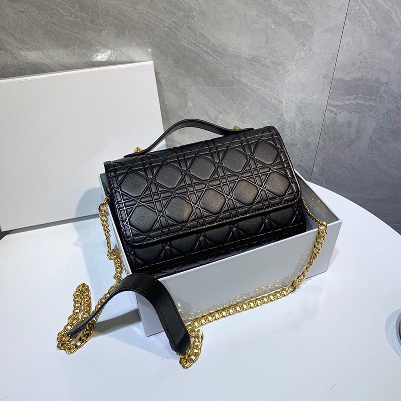 Designer Women Handbag Black Calfskin Shoulder Bag Luxury Fashion envelope Bags Ladies Party Dress Bags Crossbody Bag with Box
Designer Women Handbag Black Calfskin Shoulder Bag Luxury Fashion envelope Bags Ladies Party Dress Bags Crossbody Bag with Box