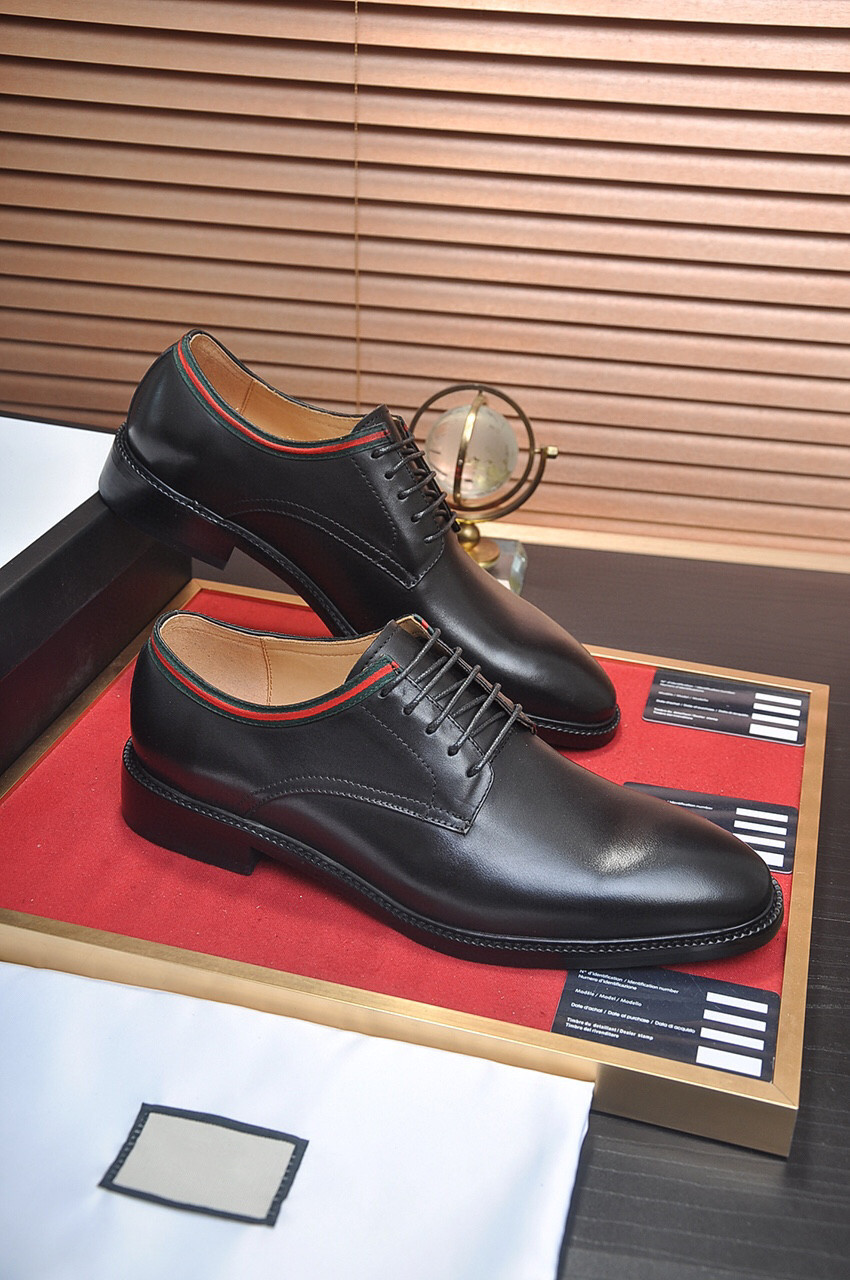 Handmade Men Patent Leather Luxury Dress Shoes High Quality Italian Design Brown Red Color Mens Hand-polished Point Toe Wedding Shoes, Black
Handmade Men Patent Leather Luxury Dress Shoes High Quality Italian Design Brown Red Color Mens Hand-polished Point Toe Wedding Shoes, Black