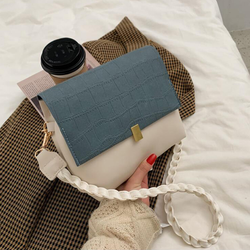 Fashion Women Strap Shoulder Bag Handbags Designer Crossbody Bags For Women 2021 Pu Leather Flap Female Armpit Bag Purse Bolsa, Black shouderbag
Fashion Women Strap Shoulder Bag Handbags Designer Crossbody Bags For Women 2021 Pu Leather Flap Female Armpit Bag Purse Bolsa, Black shouderbag