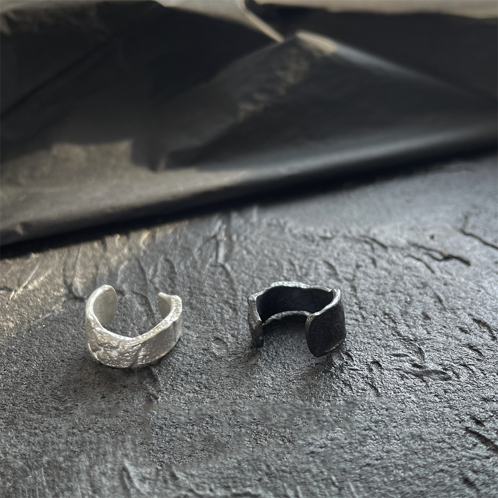 Dark Wind Burning 925 Sterling Silver Ear Clip Ring Can Be Dual-Use Fashion Trend Wild Men And Women Jewelry Accessories
Dark Wind Burning 925 Sterling Silver Ear Clip Ring Can Be Dual-Use Fashion Trend Wild Men And Women Jewelry Accessories
