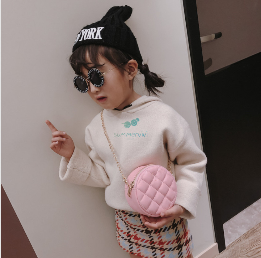 Lady style Kids Letter circular Bag Girls metal chain luxury handbag Children Diamond lattice PU leather pures A5955, Diamond lattice white
Lady style Kids Letter circular Bag Girls metal chain luxury handbag Children Diamond lattice PU leather pures A5955, Diamond lattice white