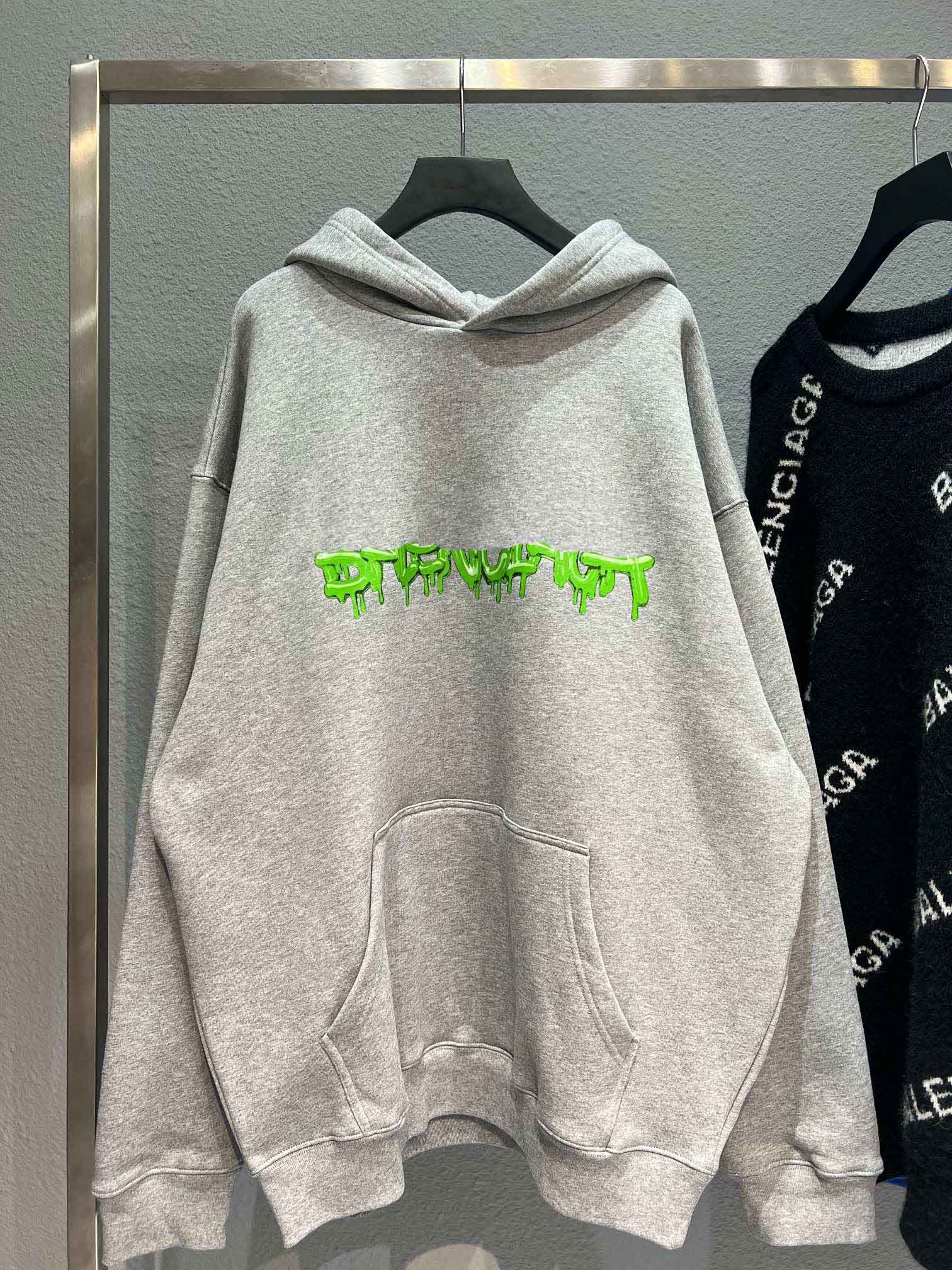 Fashion Sweatshirts Women Men's hooded jacket Students casual fleece tops clothes Unisex Hoodies coat T-Shirts vjn
Fashion Sweatshirts Women Men's hooded jacket Students casual fleece tops clothes Unisex Hoodies coat T-Shirts vjn