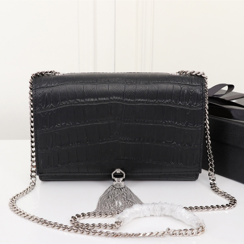 2021 the latest graceful bag Super beautiful Imported alligator skin with original hardware 311224 Chain tassel shoulder bags practical
2021 the latest graceful bag Super beautiful Imported alligator skin with original hardware 311224 Chain tassel shoulder bags practical