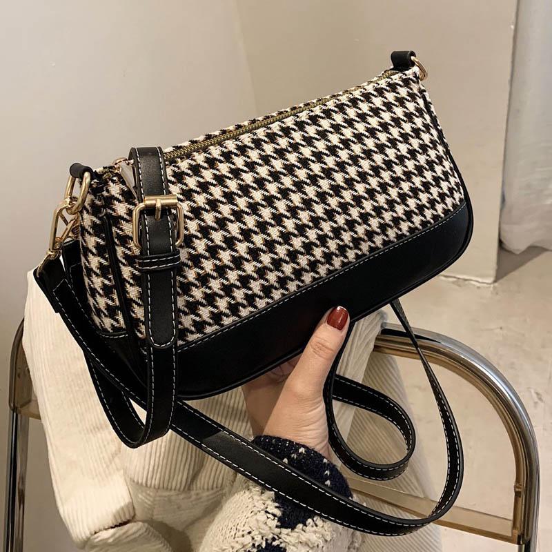 Vintage Pouch Bags For Women 2021 New Small Shoulder Purse Luxury Handbag Armpit Design Retro Women Crossbody Messenger Bag, Large black
Vintage Pouch Bags For Women 2021 New Small Shoulder Purse Luxury Handbag Armpit Design Retro Women Crossbody Messenger Bag, Large black