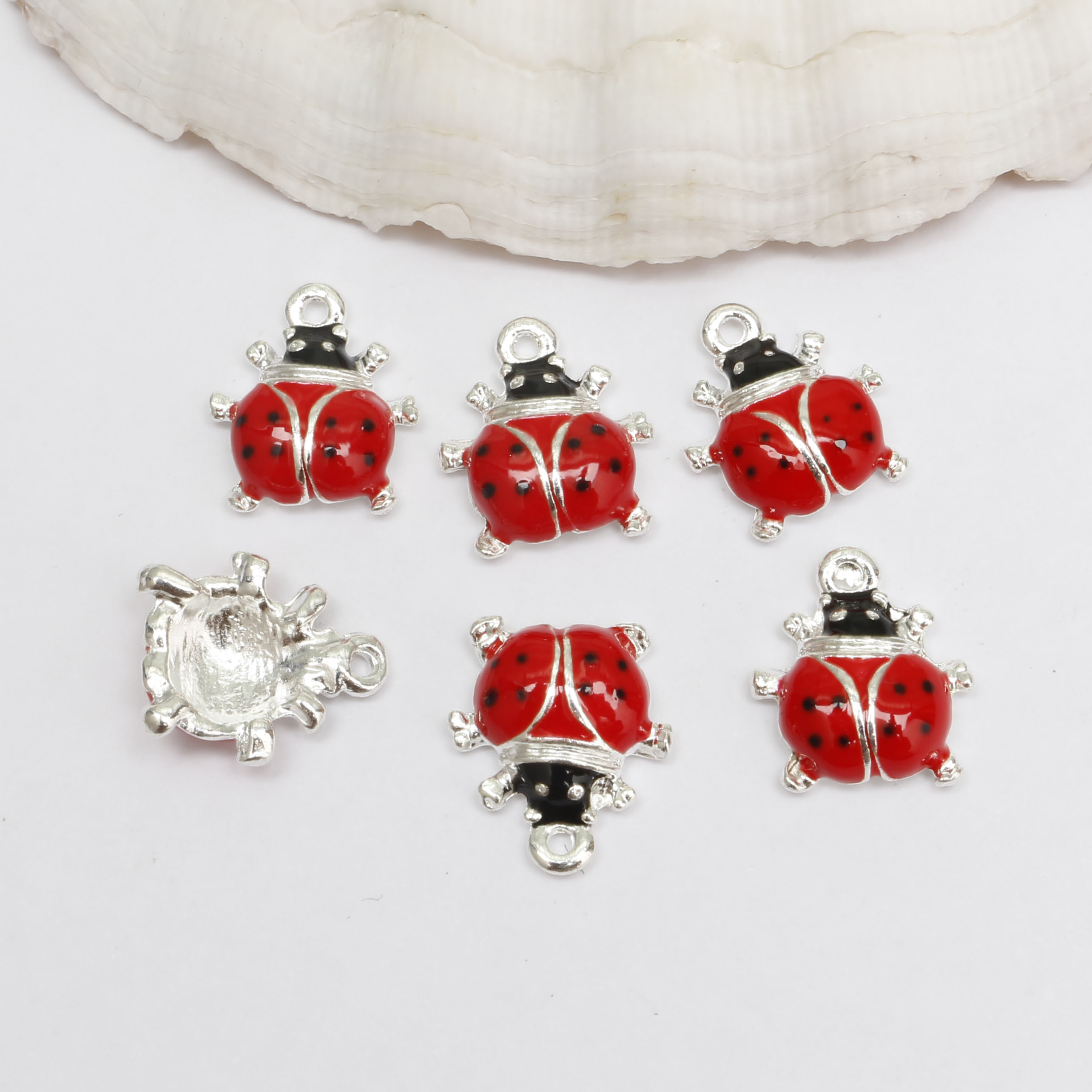 50pcs Classics Colorful Enamel Zinc Alloy Pendant Charm Ladybird Classic Necklace Pendant DLY Accessories DIY Jewelry Crafts