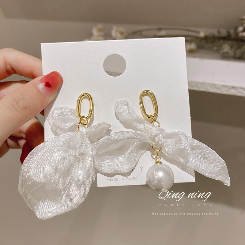 Dangle & Chandelier Design Sense Girly Jewelry Korean Fashion Long Lace Bow Earrings Simple Personality White Drop For Women.
Dangle & Chandelier Design Sense Girly Jewelry Korean Fashion Long Lace Bow Earrings Simple Personality White Drop For Women.