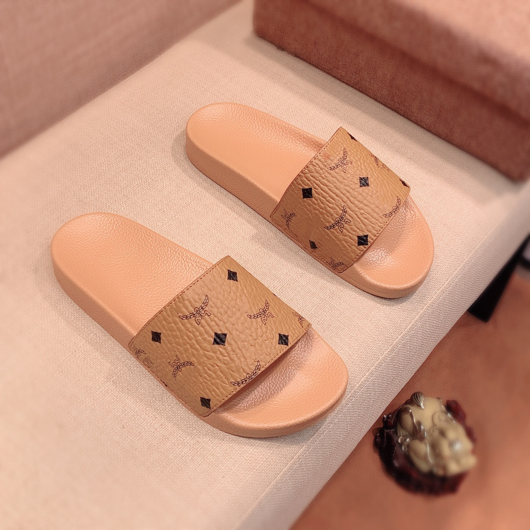 Munich Mens Womens Summer Sandals Beach Slide Home Slippers Monogram Leather Black White Flat Scuffs Sliders Stylish Rubber Shoes Pattern Sandal Leisure Shoes, Color02
Munich Mens Womens Summer Sandals Beach Slide Home Slippers Monogram Leather Black White Flat Scuffs Sliders Stylish Rubber Shoes Pattern Sandal Leisure Shoes, Color02