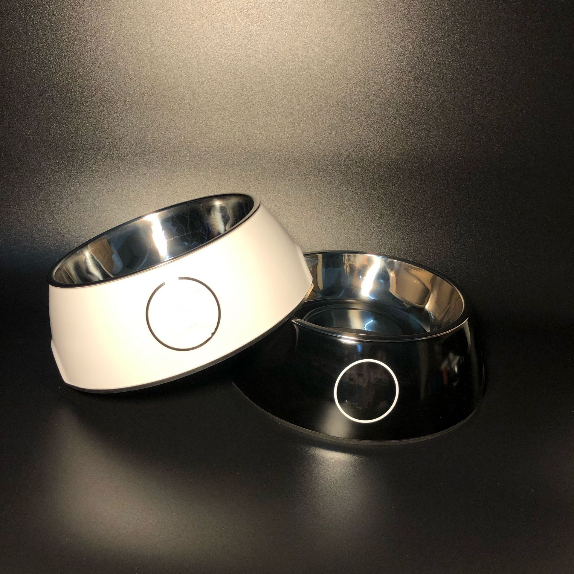 2 Colros Black White 16.5*22*7cm Melamine material Stainless Steel Pet Bowl Dog Food Bowl Cat Pet Feeding Water Stainless Steel Container
2 Colros Black White 16.5*22*7cm Melamine material Stainless Steel Pet Bowl Dog Food Bowl Cat Pet Feeding Water Stainless Steel Container