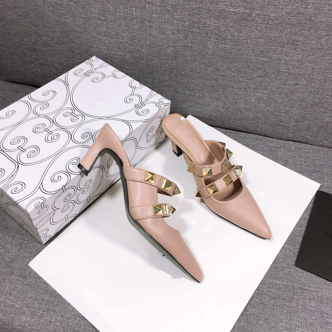 Valentino
Shoes Luxurys Designers Shoes 2021 fashion sandals high heels high quality imitation counter brand sandals high heels k10-3
Valentino
Shoes Luxurys Designers Shoes 2021 fashion sandals high heels high quality imitation counter brand sandals high heels k10-3
