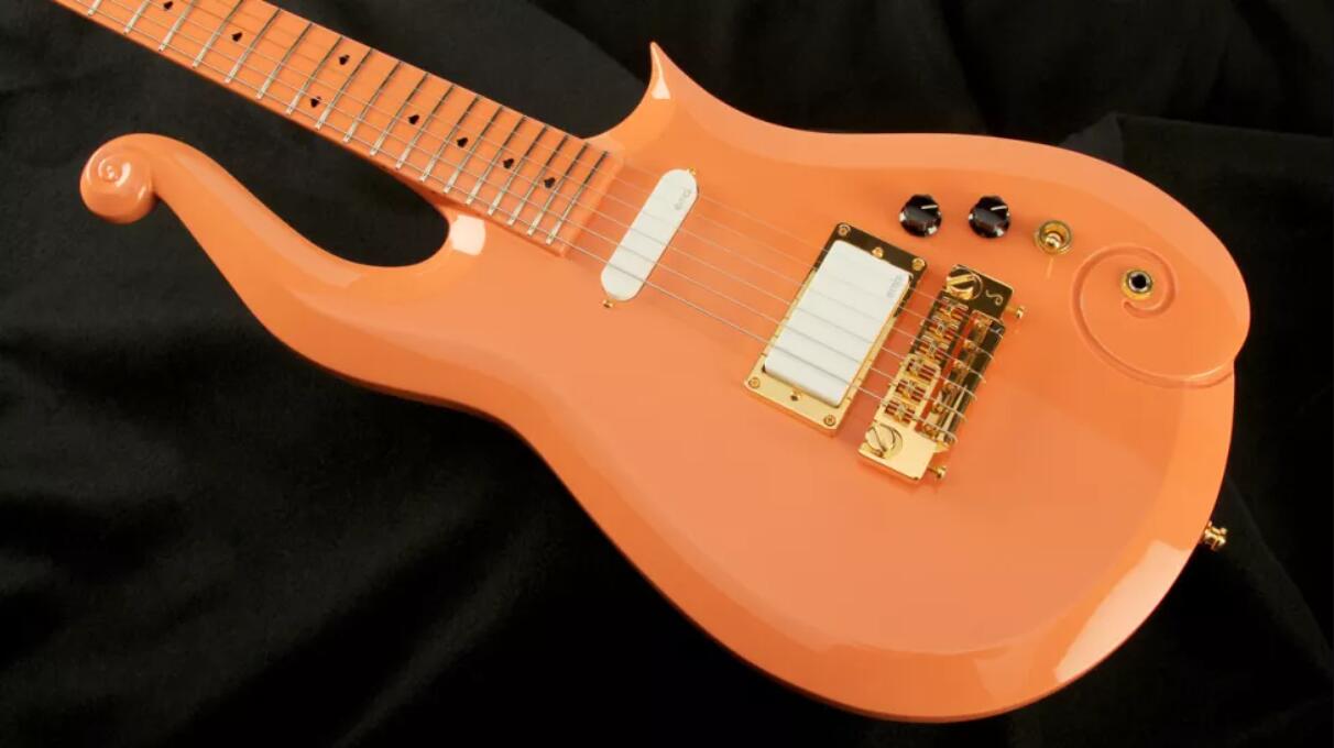 Promotion! Diamond Series Pink Peach Prince Cloud Electric Guitar Spade Inlay, Alder Body, Maple Neck, Wrap Arround Tailpiece
Promotion! Diamond Series Pink Peach Prince Cloud Electric Guitar Spade Inlay, Alder Body, Maple Neck, Wrap Arround Tailpiece