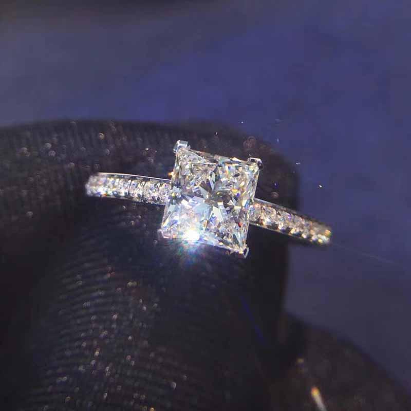 Cluster Rings Emerald 925 Sterling Silver Ring Finger Four Princess Cut Topaz Gemstone Elegant For Women Engagement Wedding Jewelry, Golden;silver
Cluster Rings Emerald 925 Sterling Silver Ring Finger Four Princess Cut Topaz Gemstone Elegant For Women Engagement Wedding Jewelry, Golden;silver