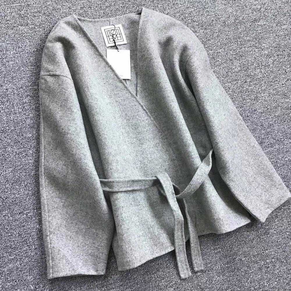 Totem* Wool coat short Cardigan Cassic ANNECY series V-neck arc si-shaped Silhouette Belted Jacket Tight Waist 210821