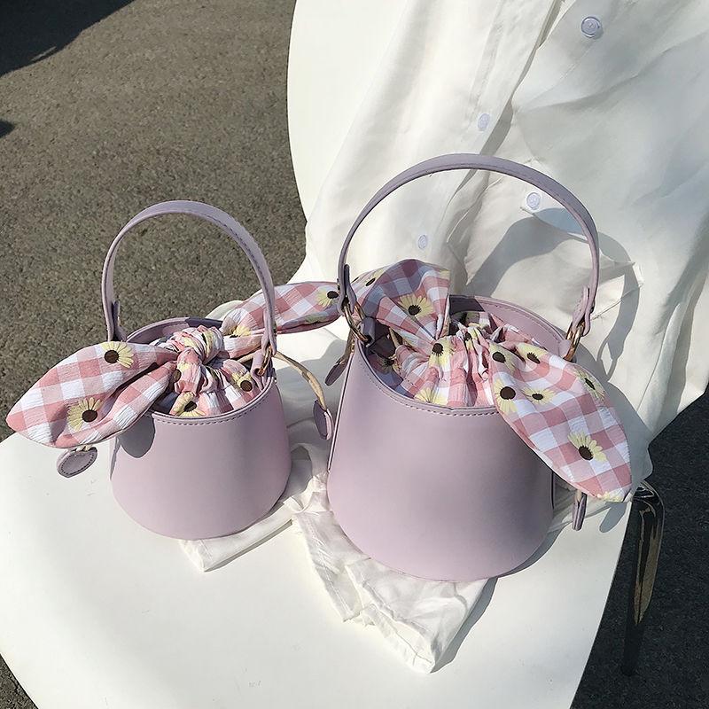 Korean style bucket bag for women 2021 handbag Solid color high-quality small Crossbody fashion women's shoulder messenger bags, 14
Korean style bucket bag for women 2021 handbag Solid color high-quality small Crossbody fashion women's shoulder messenger bags, 14