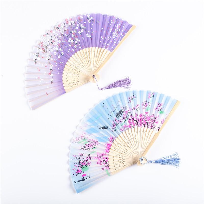 Summer Vintage Folding Bamboo Fan for Party Favor Chinese Style Hand Held Flower Fans Dance Wedding Decor BWB7687
Summer Vintage Folding Bamboo Fan for Party Favor Chinese Style Hand Held Flower Fans Dance Wedding Decor BWB7687