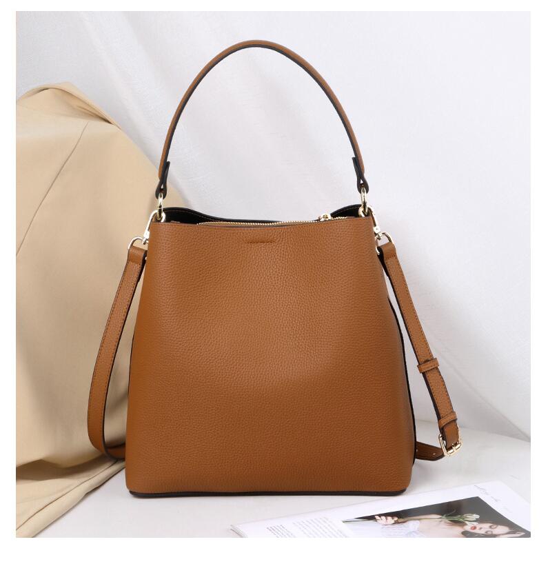 D57 New style men's and women's shoulder bag high quality handbag fashion bag designer handbag purse, Customize
D57 New style men's and women's shoulder bag high quality handbag fashion bag designer handbag purse, Customize