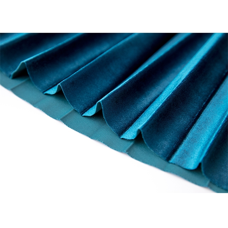 Autumn Winter Velvet Skirt High Waisted Skinny Large Swing Long Pleated Skirts Metallic Plus Size Faldas Saia Fashion Femal T200106