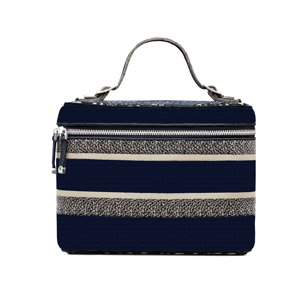 Classic luxury Cosmetic bag womans handbag toiletries bag folding makeup case Multifunctional storage box Blue embroidery printed fabric logo With packing boxs, With box
Classic luxury Cosmetic bag womans handbag toiletries bag folding makeup case Multifunctional storage box Blue embroidery printed fabric logo With packing boxs, With box