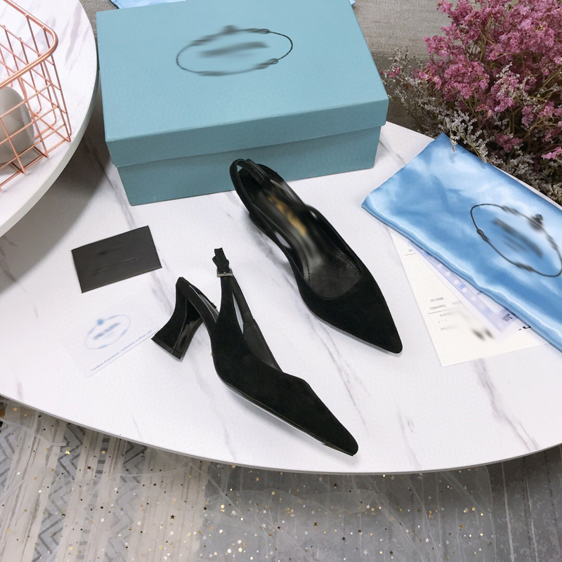 2021 Good Quality Fashion Women Luxurys Designers Shoes Designer Sandals Womens Luxury High Heels Sandal Dress Shoess With Box Size 35-41 -H346, Black
2021 Good Quality Fashion Women Luxurys Designers Shoes Designer Sandals Womens Luxury High Heels Sandal Dress Shoess With Box Size 35-41 -H346, Black