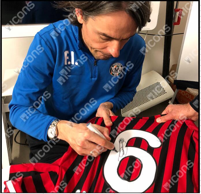 Inzaghi 2011 12 any team any player Signed signatured Autographed shirts, Black;green
Inzaghi 2011 12 any team any player Signed signatured Autographed shirts, Black;green