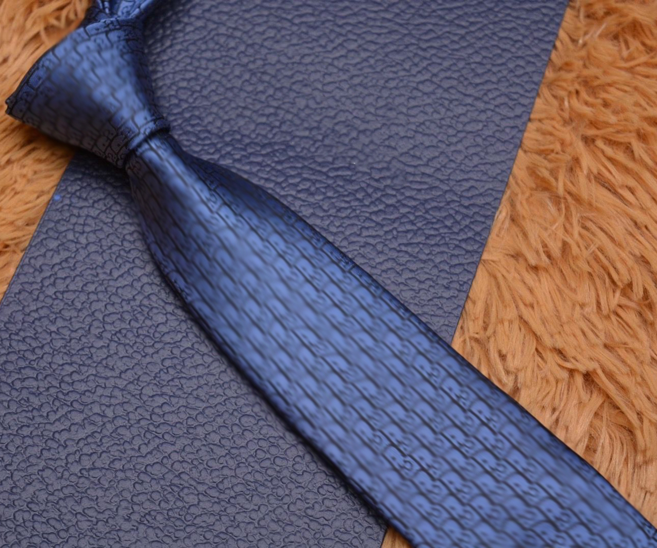 Luxury tie 100% pure silk stripe design classic NeckTies brand men's wedding casual narrow ties gift box packaging
Luxury tie 100% pure silk stripe design classic NeckTies brand men's wedding casual narrow ties gift box packaging