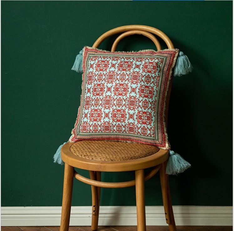 Cushion/Decorative Pillow Vintage Red Green Cushion Cover With Ribbon Tassels Decoration Boho Style Ethnic 43x43cm/30x50cm Sofa
Cushion/Decorative Pillow Vintage Red Green Cushion Cover With Ribbon Tassels Decoration Boho Style Ethnic 43x43cm/30x50cm Sofa