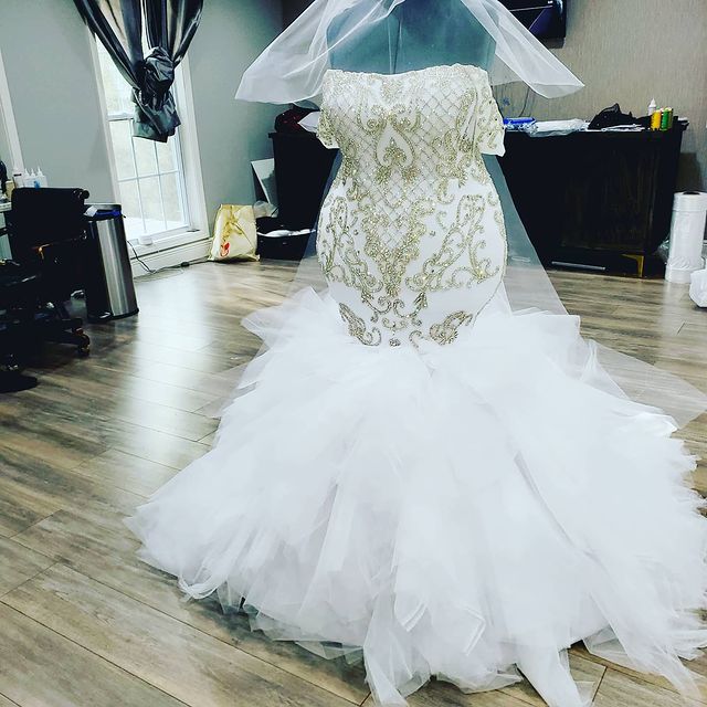 2021 Plus Size Arabic Aso Ebi Luxurious Beaded Crystals Wedding Dresses Mermaid Sexy Bridal Dresses Tulle Wedding Gowns ZJ225