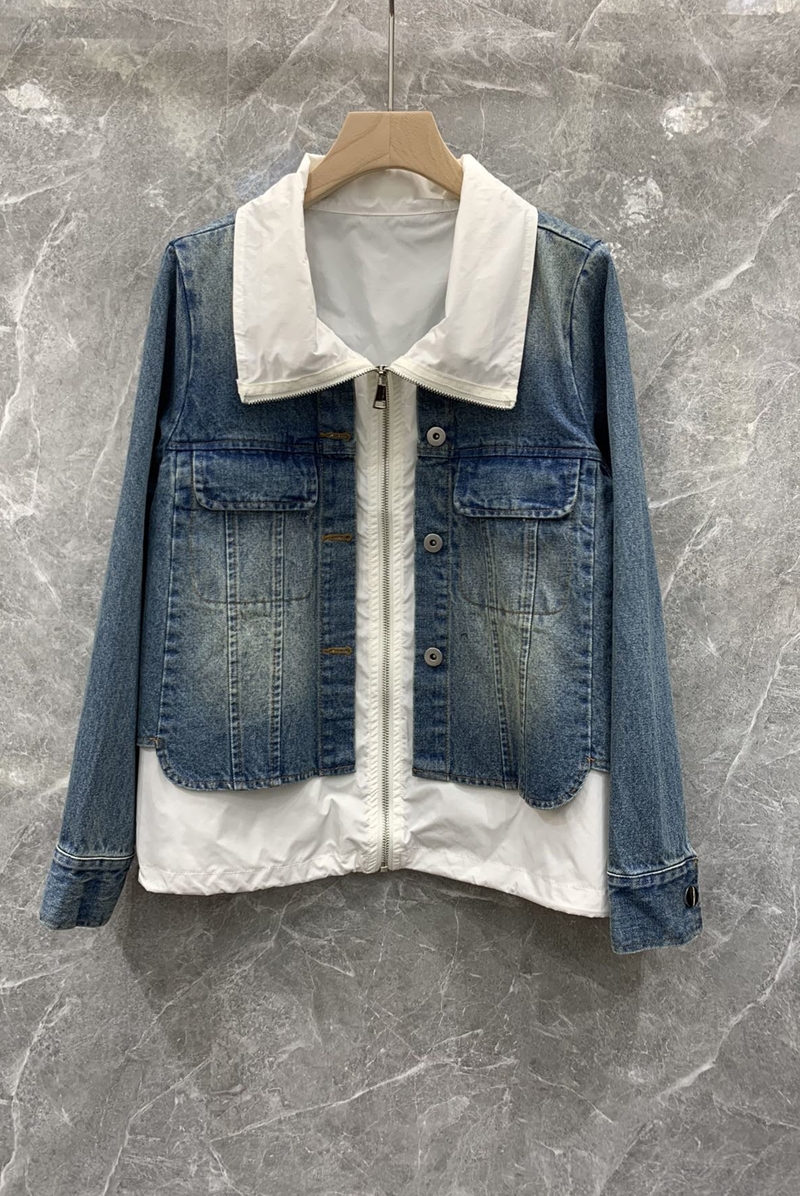 Design Sense Fake Two Pieces Color Block Denim Coat Womens Autumn European and American New Graceful and Fashionable 9Y, Dark blue
Design Sense Fake Two Pieces Color Block Denim Coat Womens Autumn European and American New Graceful and Fashionable 9Y, Dark blue