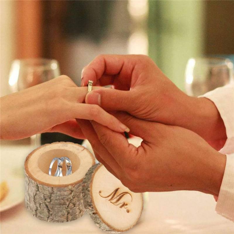 Valentine's Day English Alphabet Style Proposal Ring Box Romance Ring Box Wedding Decoration Log Trinket
Valentine's Day English Alphabet Style Proposal Ring Box Romance Ring Box Wedding Decoration Log Trinket