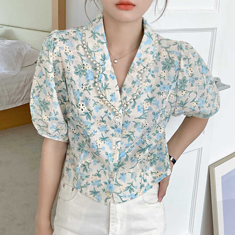 Korejpaa Women Shirt Summer French Temperament Pearl Embellished Doll Collar Floral Single-Breasted Puff Sleeve Blouses 210526