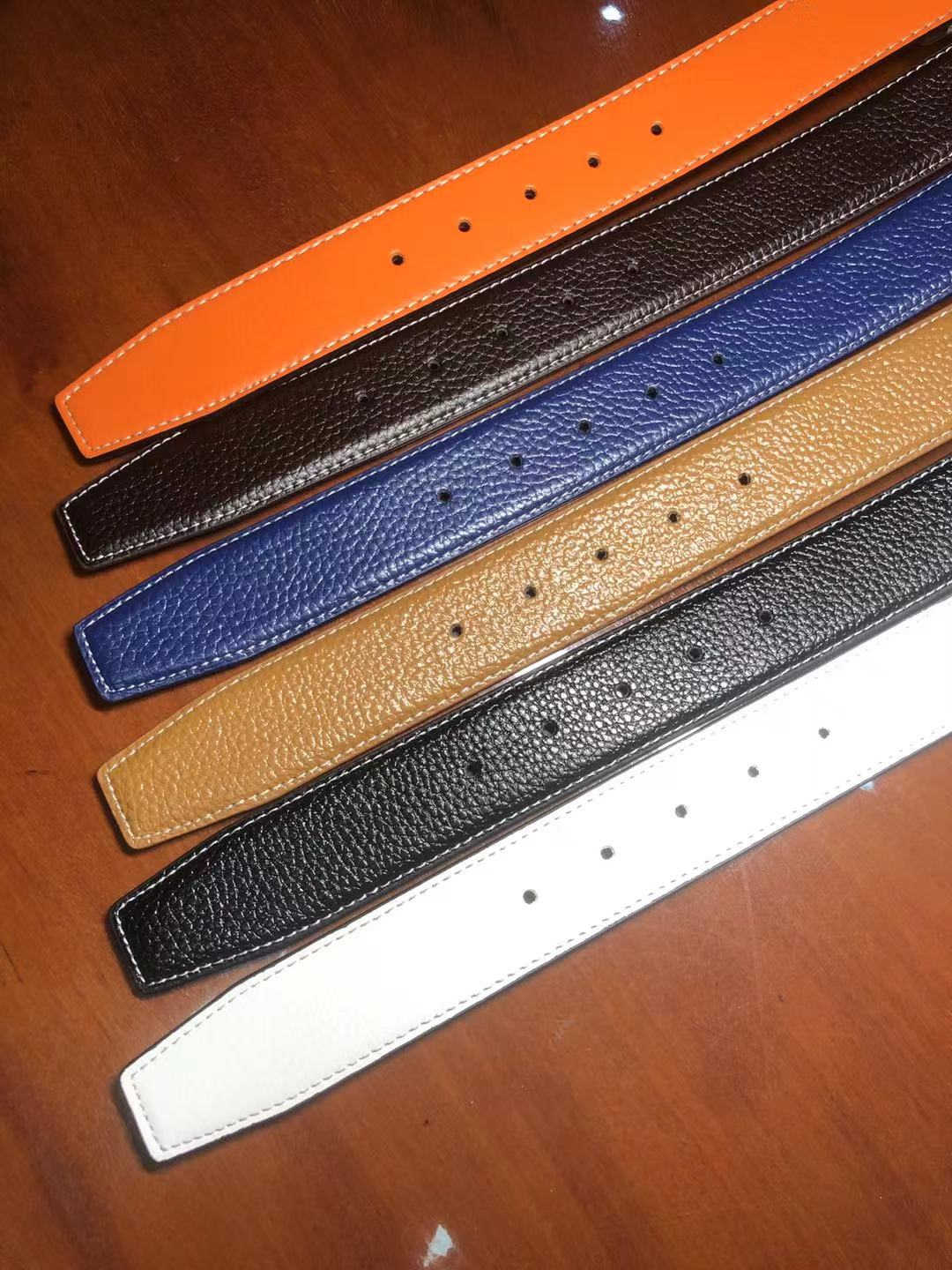 2021 Fashion Designer belt Of Mens And Women Big Buckle Top High Quality Luxury Belts Classic Brand with Box, Belt and box
2021 Fashion Designer belt Of Mens And Women Big Buckle Top High Quality Luxury Belts Classic Brand with Box, Belt and box