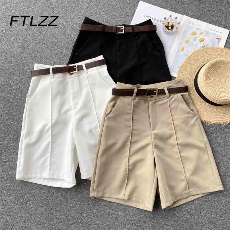Women Casual Straight Shorts Summer High Waisted Button Fly Pants Woman Fashion Knee Length Cargo with Belt 210525, Beige
Women Casual Straight Shorts Summer High Waisted Button Fly Pants Woman Fashion Knee Length Cargo with Belt 210525, Beige