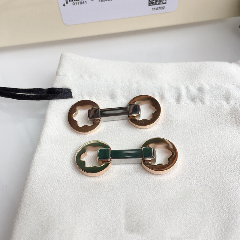 Luxury jewelry Cufflinks high quality exquisite Cuff Links men's holiday gifts luxury jewelry wholesale M_8, Silver
Luxury jewelry Cufflinks high quality exquisite Cuff Links men's holiday gifts luxury jewelry wholesale M_8, Silver