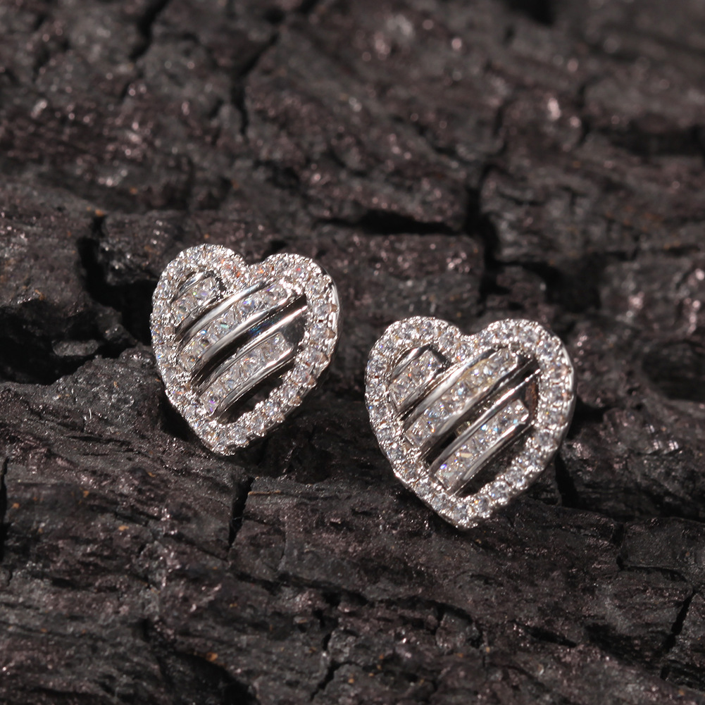 Hip Hop Heart Shape Stud Earring Bling 18K Real Gold Plated Prevent Allergy Earrings for Men Women Gift