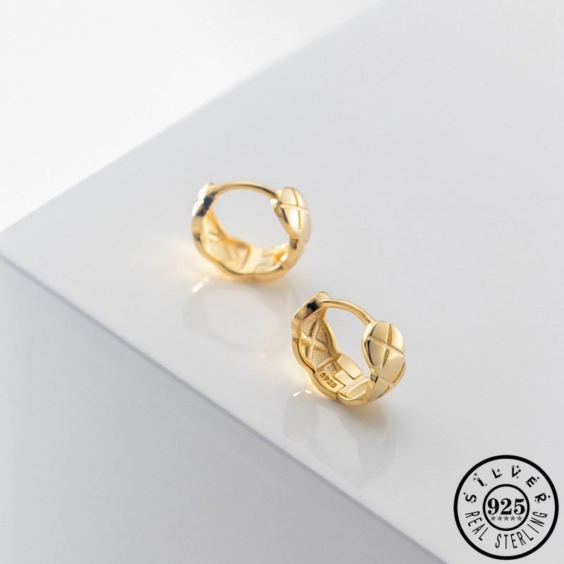 925 Sterling Silver Statement Round Circle Ear Rings Gold Color Plated Geometric Shape Hoops Piercing Earrings Jewelry for Women, Golden;silver
925 Sterling Silver Statement Round Circle Ear Rings Gold Color Plated Geometric Shape Hoops Piercing Earrings Jewelry for Women, Golden;silver