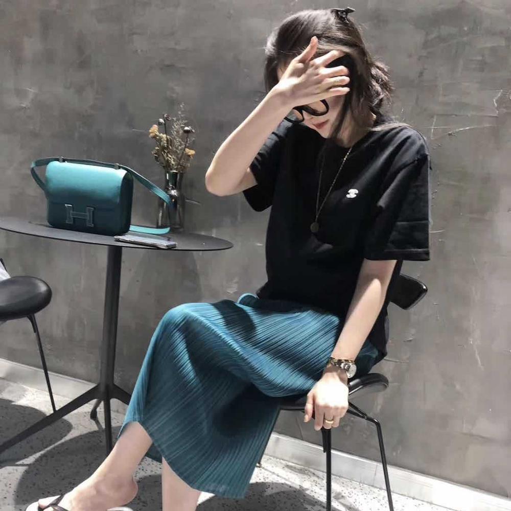 2021 New Pleats Skirts Women Summer Korean Style Stretch Pack Slim Fit Hip Half-length A-line Check Straight Skirt 5039 Onci, Beige
2021 New Pleats Skirts Women Summer Korean Style Stretch Pack Slim Fit Hip Half-length A-line Check Straight Skirt 5039 Onci, Beige