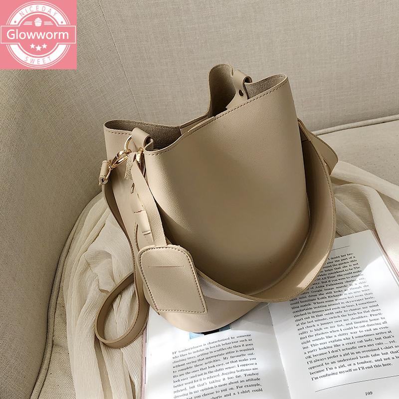 casual wide strap buckets bag designer women shoulder bags luxury pu crossbody bag large capacity messenger simply purses, Black
casual wide strap buckets bag designer women shoulder bags luxury pu crossbody bag large capacity messenger simply purses, Black
