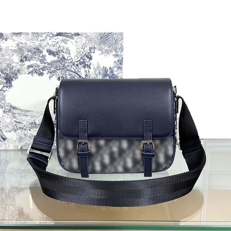 Messenger bag mens shoulder bags wallet outdoor travel fashion designer coin purse high quality leather backpack, Size: 22cm
Messenger bag mens shoulder bags wallet outdoor travel fashion designer coin purse high quality leather backpack, Size: 22cm