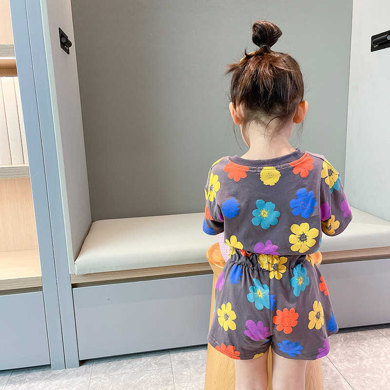 Toddler Girls Floral Clothing Set Summer Cotton Fashion Ins Outfit 2pcs Flowers Tops and Shorts Korean Causal Wear 210529