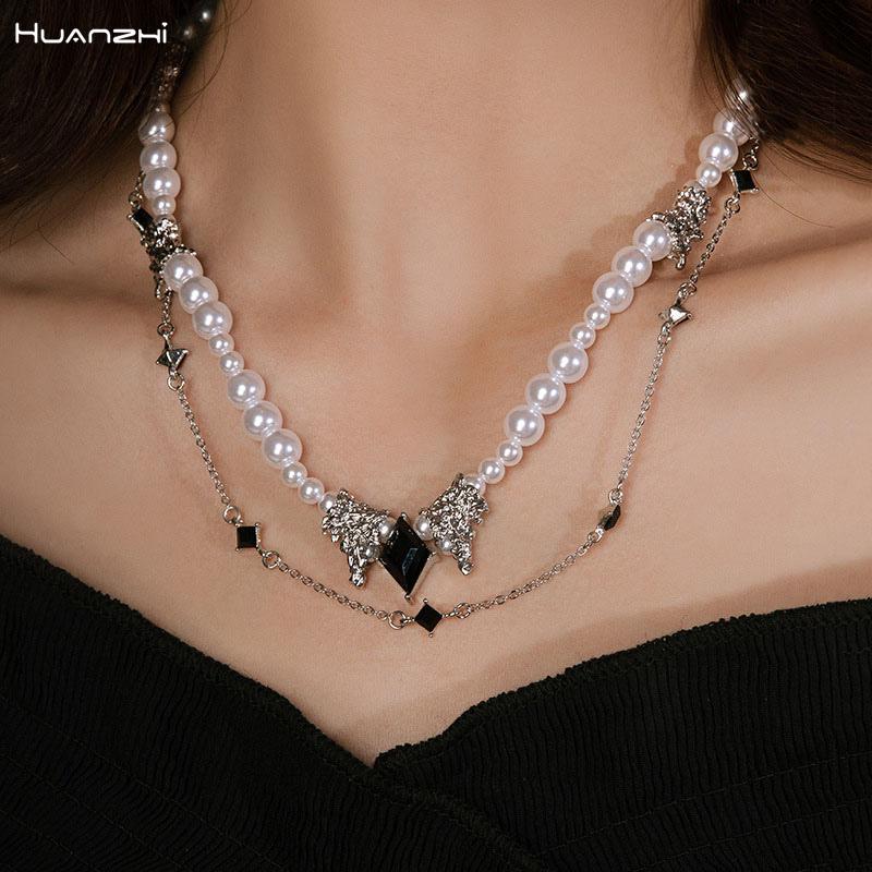 Chokers Hip Hop Pearl Splicing Black Zircon Necklace Double Layer Metal Clavicle Chain For Women Girls Elegant Jewery Gifts HUANZHI
Chokers Hip Hop Pearl Splicing Black Zircon Necklace Double Layer Metal Clavicle Chain For Women Girls Elegant Jewery Gifts HUANZHI