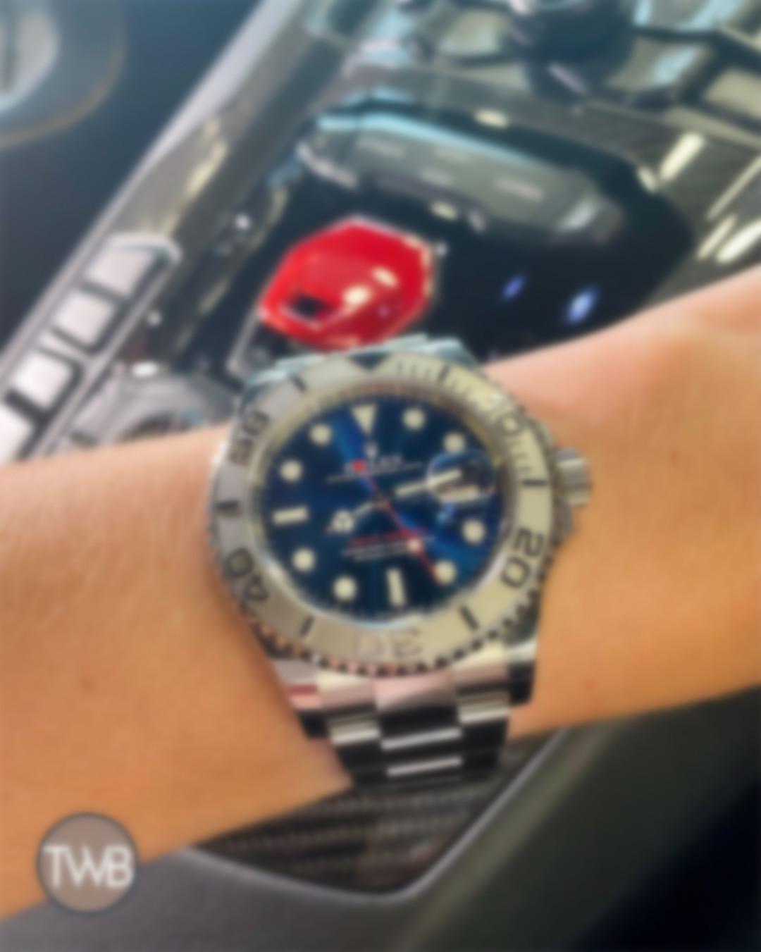 AAA+ 3A+ Top Quality Famous Brand 40mm Men Watch Automatic Menchanical Movement Sapphire Glass With Original Green Box Rolexwatch 105#
AAA+ 3A+ Top Quality Famous Brand 40mm Men Watch Automatic Menchanical Movement Sapphire Glass With Original Green Box Rolexwatch 105#