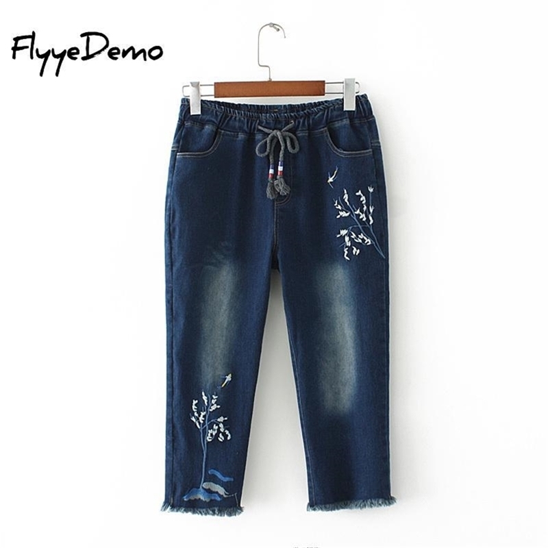 Summer Female Cotton Floral Embroidered Flowers Loose Calf Length Jeans Elastic Trouser Plus size Quality 210629, Deep blue
Summer Female Cotton Floral Embroidered Flowers Loose Calf Length Jeans Elastic Trouser Plus size Quality 210629, Deep blue