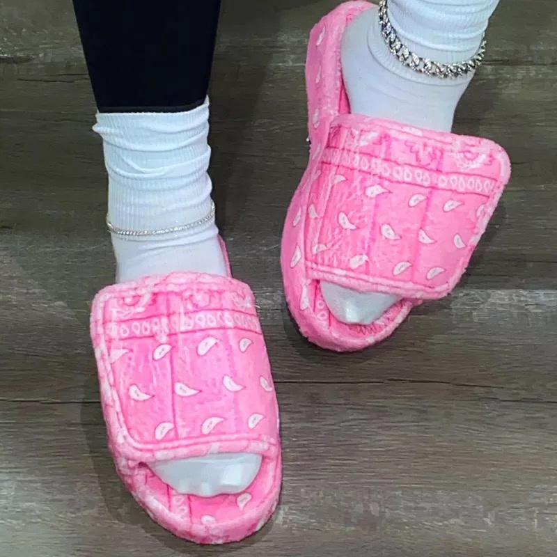 Slippers Women Winter Open Toe Platform Print House Female Fashion Leisure Plus Size Indoor Floors Slipper Ladies Shoes, Black
Slippers Women Winter Open Toe Platform Print House Female Fashion Leisure Plus Size Indoor Floors Slipper Ladies Shoes, Black