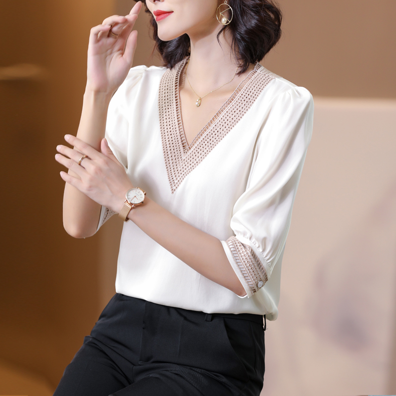 Korean Heavy Silk Women Blouse Shirt Women Embroidered Blouse Tops Plus Size White V-neck Silk Blouse Blusas Mujer De Moda 210225